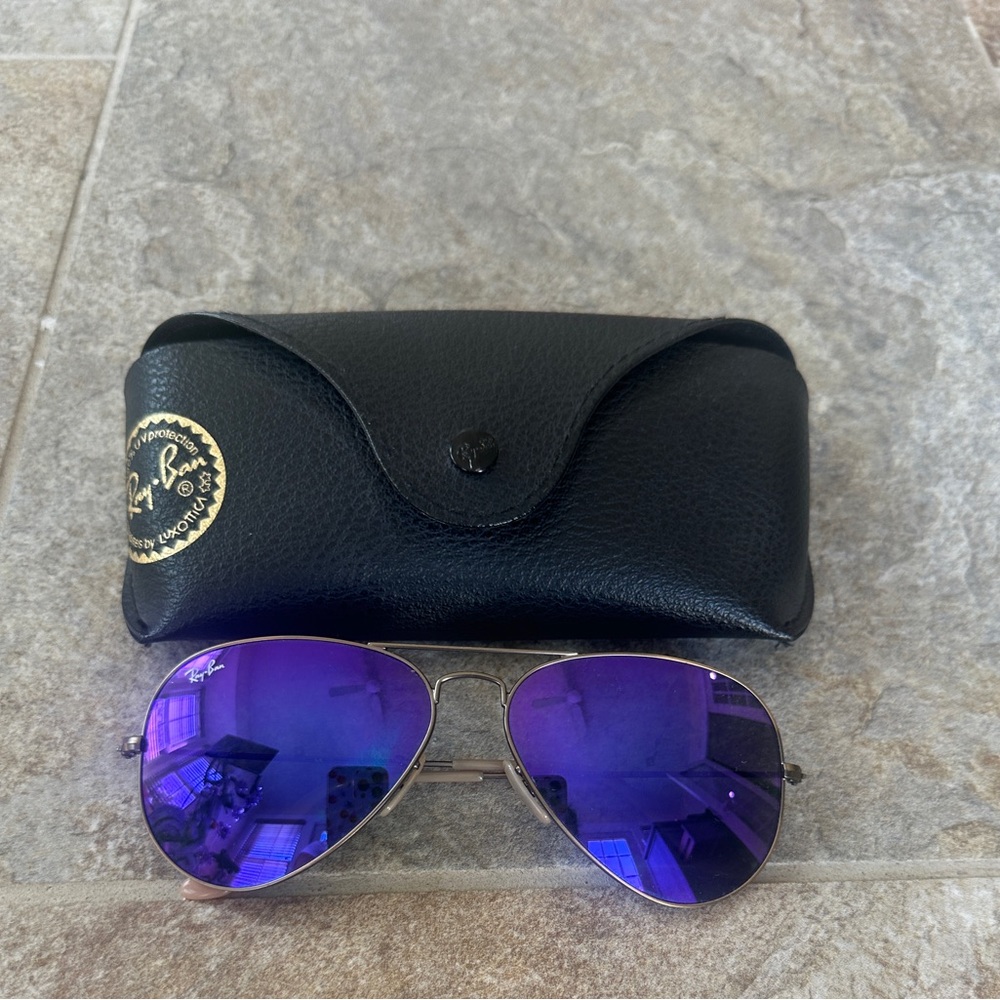 Ray-Ban Aviator Sunglasses with Purple Lenses and Black Case